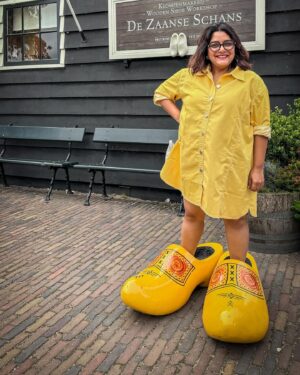 Kshitee Jog Instagram - Yellow yellow🤪🙈