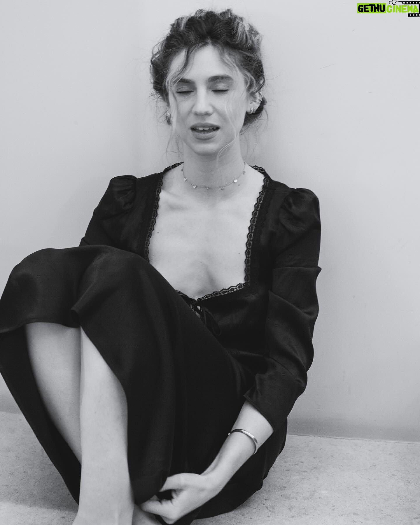 Lara Pictet - 6K Likes - 𝙻 𝙸 𝙾 𝙽 𝙽 𝙴 𝚂 𝚂 🦁 • Shoot with @filisa.alma •