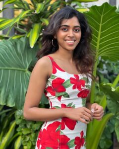 Actress Lovelyn Chandrasekhar HD Photos and Wallpapers January 2025