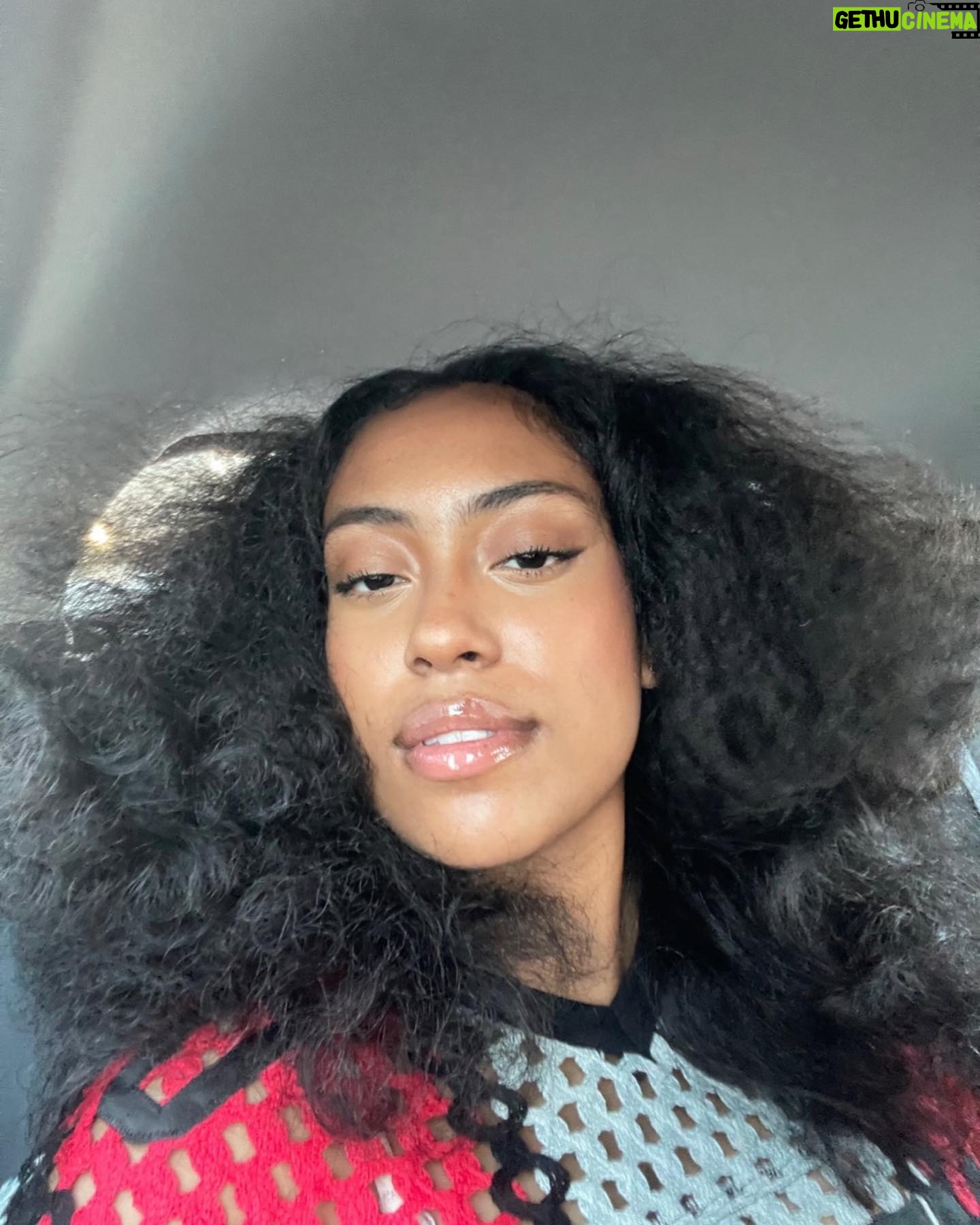 MALAYA - 1.8K Likes - IYKYK ♥️