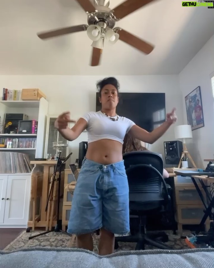 MALAYA - 1.8K Likes - IYKYK ♥️
