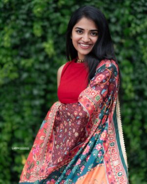 Malavika Manoj Instagram - ❣️

@labin_shn 📸