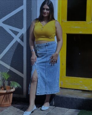 Malvika Tomar Instagram - Life is not a problem to be solved, but a reality to be experienced.” Always be happy each and every situation 😍.
.
.
.

.
Malvika #tomar #model #instalike #newpost #westernstyle #chubbygirl #beautifuldestinations #beautifulgirl #nevergiveup #growth #actorslife #chill #jeanskirt