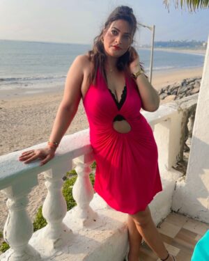 Malvika Tomar Instagram - Btao ye konse shoot ki pics h ?? 
Kya koi janta hai ??