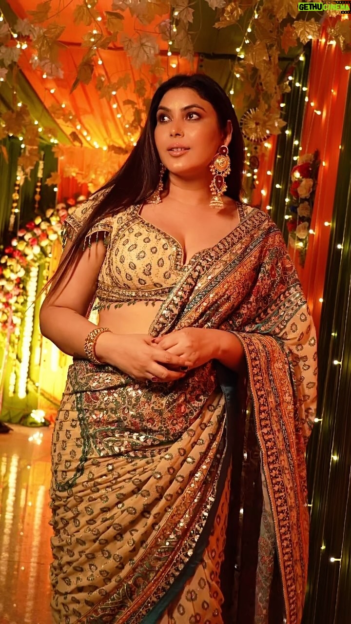 Mamta Rai - 5.9K Likes - ❤️
.
.
.
.
#reels #instagram #viral #saree #mamtarai #mamtarai46