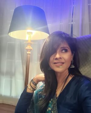 Manasi Salvi Instagram - Love Right Back ❤️
So much Love..So many Blessings & So much Patience..
Thank you to each of you..
Aapke Ghar Aa Rahi Hoon…Phir Se
#ghumhaikisikeypyaarmeiin