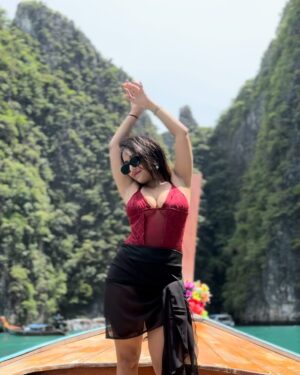 Manul Chudasama Instagram - 🏖️♥️
#phiphiisland 
.
.
.
.
.
#insta #instagood #instalike #instagram #instalove #instamood #instadaily #monday #motivation #photography #photooftheday #thailand #island #beachbaby #love #water #explore #viral #fun #vacation