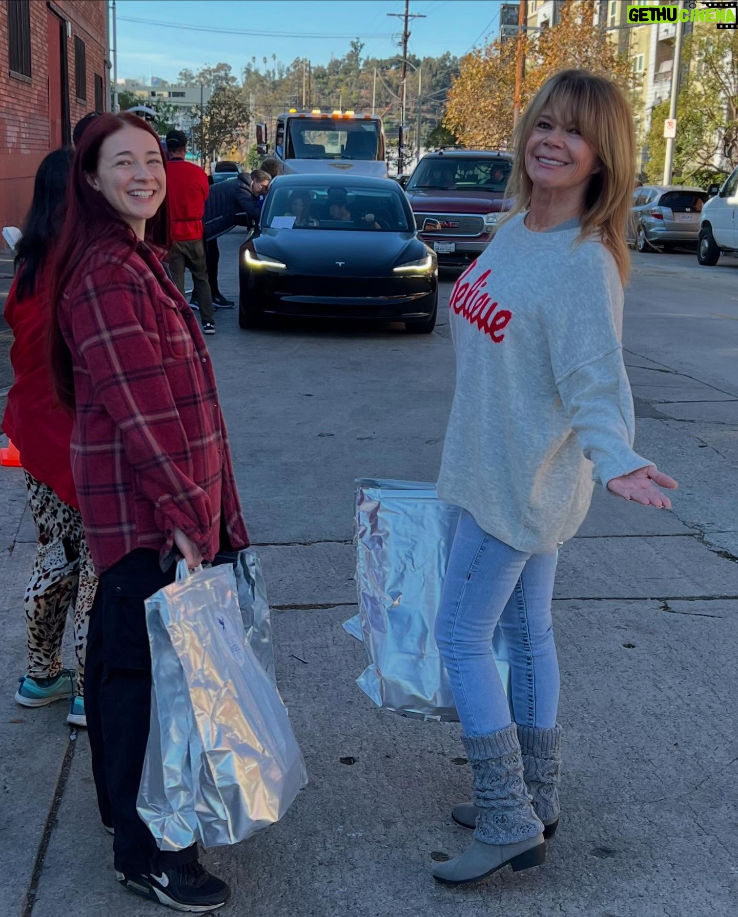 Mary-Margaret Humes - 0.9K Likes - Thankful to have spent yesterday morning with my @projectangelfood family of friends delivering Thanksgiving dinners to the critically ill. This amazing organization delivers 2500 meals a day in the LA area. Love working beside you @richardayoub @bradbessey @lawrencezarian @gregoryzarian @karynwulbrun @yasbeckamy and so many others!! ā¤ļøšš» #bekind #givethanks #happythanksgivingday