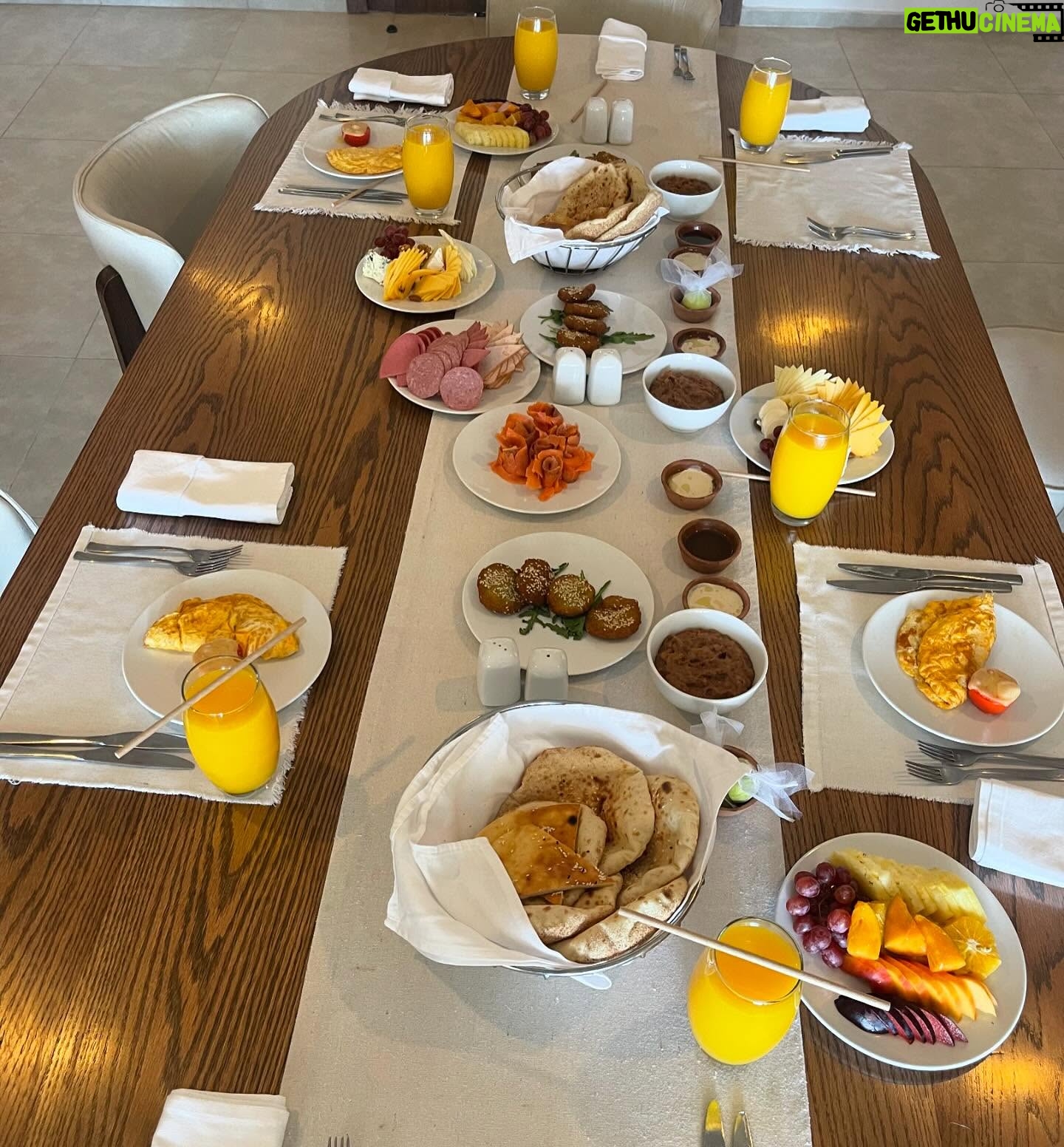 Menna Samaha - 2.9K Likes - What an amazing stay at @serrybeachresort ! Thank you for the unforgettable experience—I enjoyed every minute and can’t wait to return