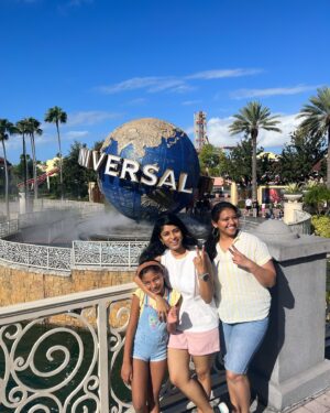 Mithra Kasthurirangan Instagram - Day 1 at Universal Studios! 🤩🤩My inner child is truly in her happy place.❤️❤️
