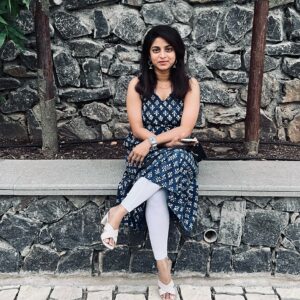 Mithra Kasthurirangan Instagram - Mandatory birthday post ❤️

Here’s a smile shaped by 32 years of life lessons and experiences💕 Calm, composed, and filled with gratitude as I step into another year 🧿🤗🎉 My 30s are all about Traveling, chasing goals, and radiating positivity 🎊 
Smiling my way through this beautiful journey of life 😊
