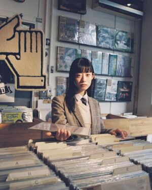 Moeka Shiotsuka Instagram - thank you @paulsmithjapan 🍂🌰🌬️

photo by @yoko.kusano ✴︎✴︎