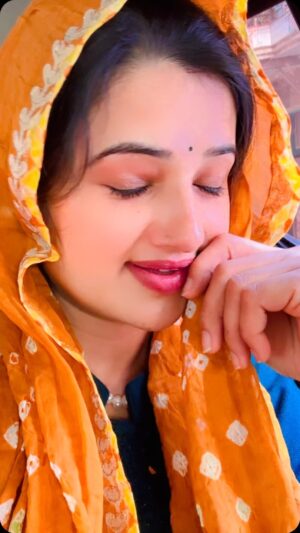 Muskan Yadav Instagram - Love u