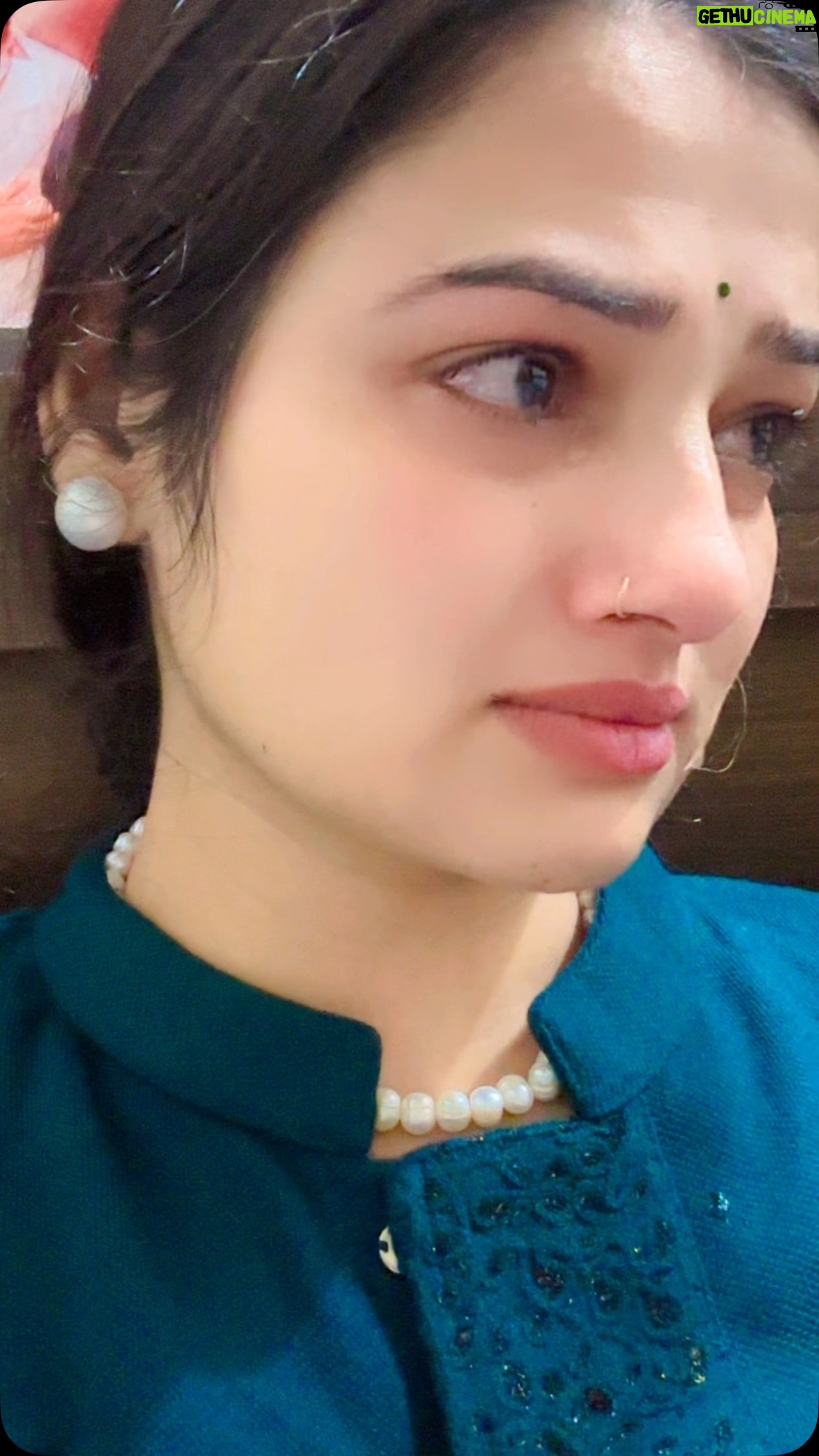 Muskan Yadav - 19.3K Likes - Zindgi bhut buri h Bhut kuch kiya choti si zindgi me lekin kisi ki bhlayi nhi mili kbi koi galt kaam nhi kiya fir bhi izzat or pyar nhi mila š„²š„²š„²š„²