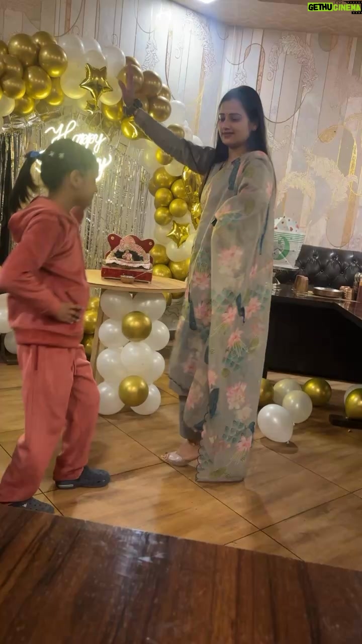 Muskan Yadav - 11.3K Likes - Maa Beti ki Jodi Ksi Lgi š me