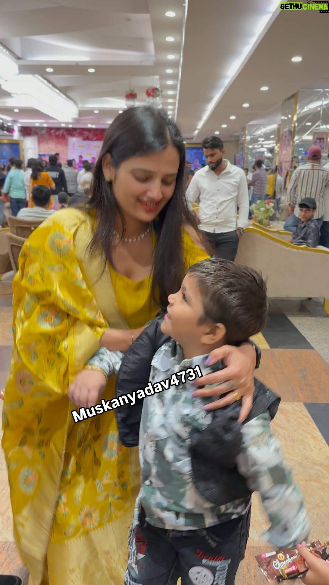 Muskan Yadav - 23.7K Likes - Bhut bhari h m Gira Di Chore n