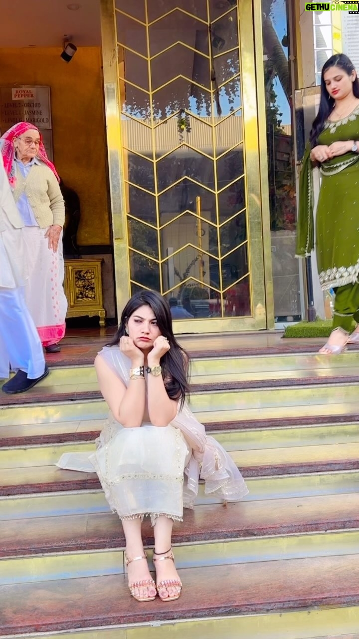 Muskan Yadav - 20.3K Likes - Ye Last Me Kuch na kuch Kar hi deti h @peehuyadav_official
