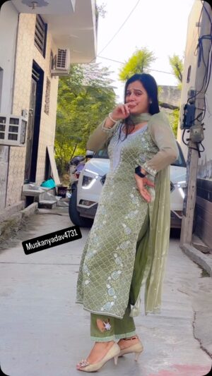 Muskan Yadav Instagram - Suit from @muskanyadavofficial01