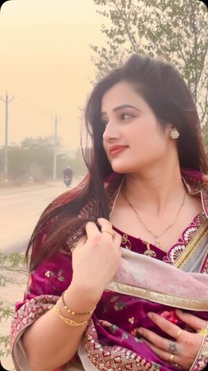 Muskan Yadav Instagram - Love ❤️ Saree from @trendy_store376