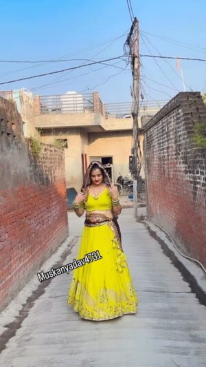 Muskan Yadav Instagram - Always My most favourite song ❤️Dress From @aryan.cloth.house