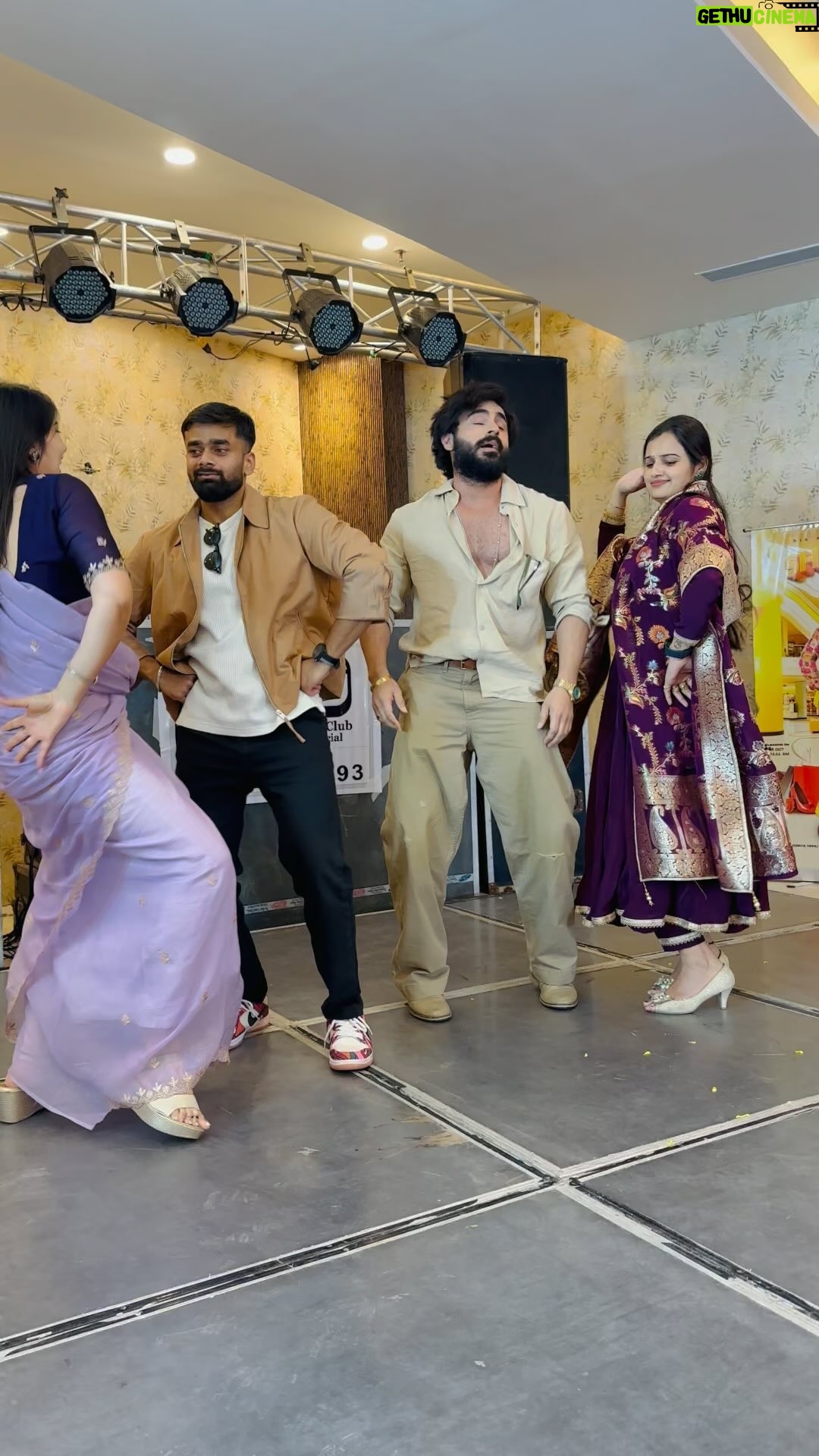 Muskan Yadav - 15.4K Likes - š„°š„°š„°