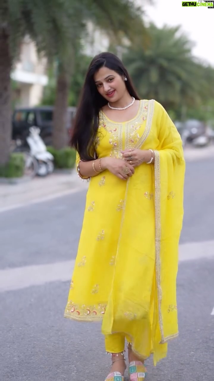 Muskan Yadav - 52K Likes - ššShoot Done by @precious_portrait_view Suit from @muskanwear