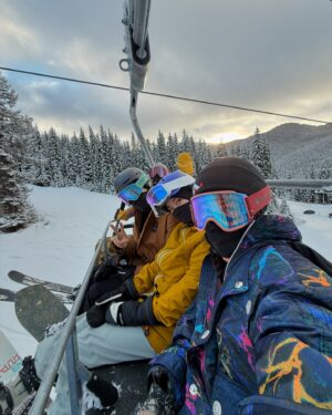 Naomi Yeo Instagram - the face of defeat 🏂 mother nature was a dream today, and the slopes scary 🫠 but what a day! and with the best people 🥰