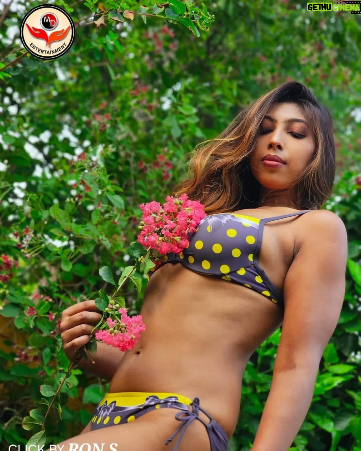 Neelam Singha - 780 Likes - High Fashion Swimwear Shoot For MD Entertainment
Concept : Bikini In Garden
https://www.youtube.com/watch?v=BOeolNUeCBU&t=206s
Model : Neelam Singh
Producer : Manish De
#MDEntertainment #HighFashionShoot #Neelam #ConceptShoot #BikiniFashion #BikiniShoot #FashionVlog