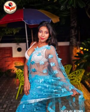 Neelam Singha Instagram - High Fashion Shoot For MD Entertainment

Concept : Transparent Saree Girl 

https://www.youtube.com/watch?v=t0nhks9v-R8

Model : Neelam Singh

Producer : Manish De

#MDEntertainment #HighFashionShoot #Neelam #ConceptShoot #SareeShoot #SareeFashion #FashionVlog