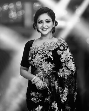 Nishat Priom Instagram - @ottdc_awards 
@dailystar_bd 
Wardrobe: @safiya_sathi ♥️
Jewellery : @rongoboti_online 
Makeover : @makeoverfinesse 
Photography: Sheikh Mehedi Morshed 

#Nishat_Priom #dailystarott #RedCarpetGlam