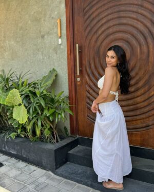 Nityaami Shirke Instagram - It’s the island life for me 🌺🌞

#bali #explore #travel #islandgirl