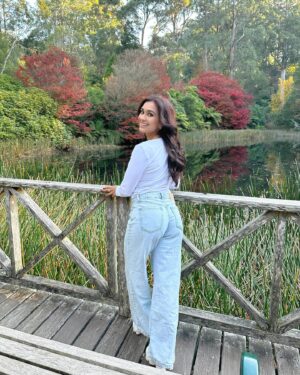 Nityaami Shirke Instagram - There is power in ending. It takes you to the beginning of what is meant for you. 🕊️