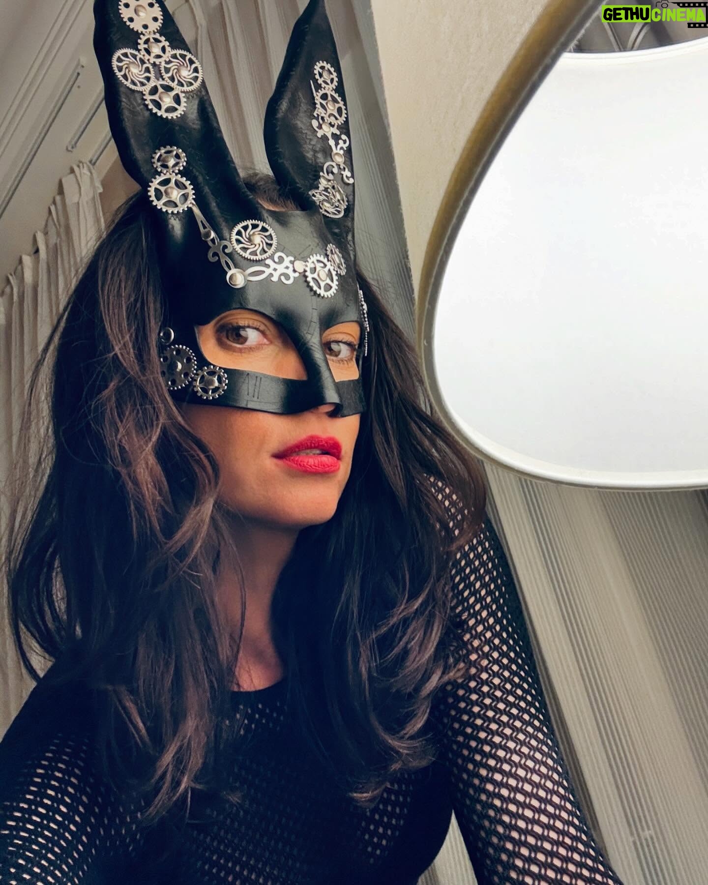 Olga Fonda - 1.6K Likes - Happy Halloween !!! 🎃 Let the “Purge” begin! 💋