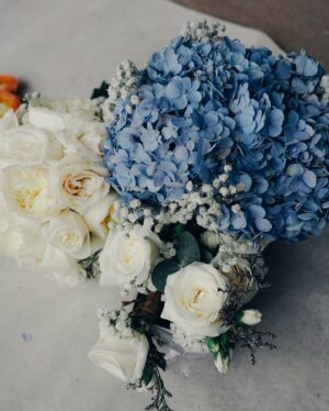 Onic Vior Instagram - akhirnya ada yg lebih tinggi dari suami ku :) little details of our wedding✨ take me back!