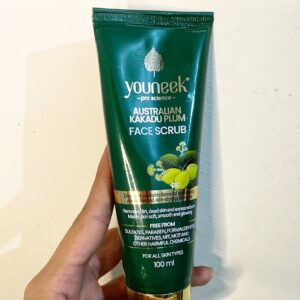 Palak Singh Instagram - Guys I just got this amazing gift hamper which consists of three products:
1) YouNeek Pro Science's Japanese Camellia Shampoo made with the natural extracts of Japanese Camellia flower which is helps restore moisture, prevents hairfall, makes hair strong and shiny, it reduces frizz, repairs dry hair made with no harmful chemicals and is totally natural.

2) YouNeek Pro Science's Australian Kakadu Plum Body Wash which is also made from natural extracts of Australian Kakadu Plum which provides Blue Light Protection, Reduces Signs of Ageing, Tighten Pores and is ideally designed for Indian Skin type! (It helps me keep my skin glow and prevent from harmful UV Rays).

3) YouNeek Pro Science's Australian Kakadu Plum Face Scrub made with natural extracts of Australian Kakadu Plum which is a rich source of Vitamin C, and boosts collagen production and improves skin radiance. (This is a must try!!).

Guys these products are a must try and are easily available on all online platforms including Amazon/Flipkart and there offical website, links for which are provided below! 
I'm a new user of these products but it's results are just wonderful!
 Thank you @dayvvvv & @youneekproscience for sending this amazing gift hamper!

Amazon: https://www.amazon.in/YOUNEEK-Pro-Science-Australian-Youthful/dp/B09Z7X1C91

Flipkart: https://www.flipkart.com/youneek-pro-science-japanese-camellia-shampoo-300-ml/p/itmf8b4f4fd8c86c

YouNeek Pro Science's official website: www.youneekproscience.com