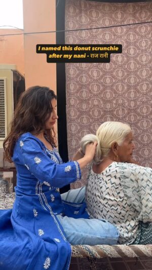 Parul Gulati Instagram - This hair donut i named after my nani , called “राज रानी” and nani being nani wants to wear @nishhair on my shaadi 🤣

#nanikaghar #rohtak