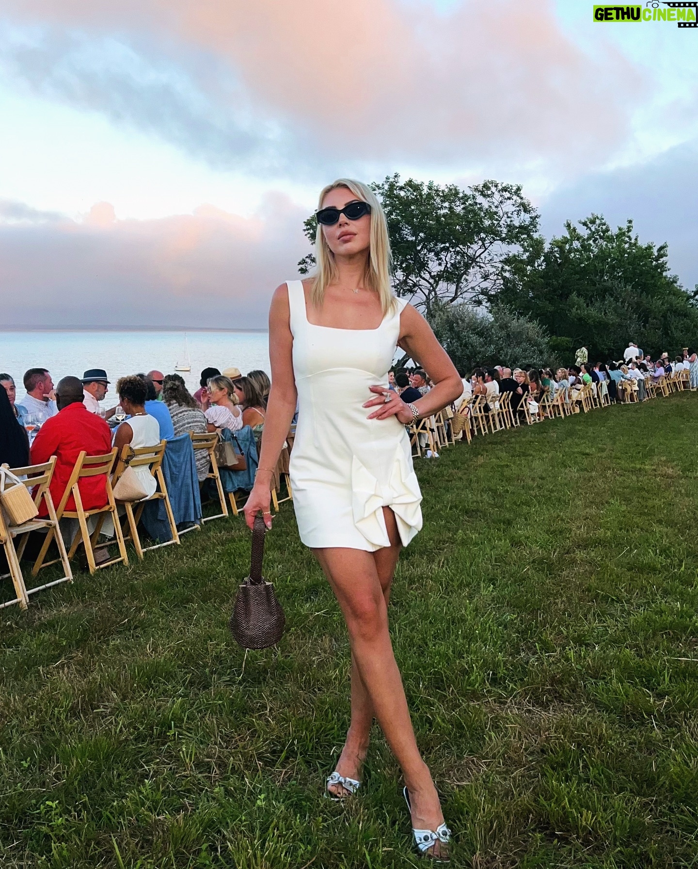 Polina Goudieva - 265 Likes - Last weekend of the summer. Thanx to all my incredible friends 💫❤️