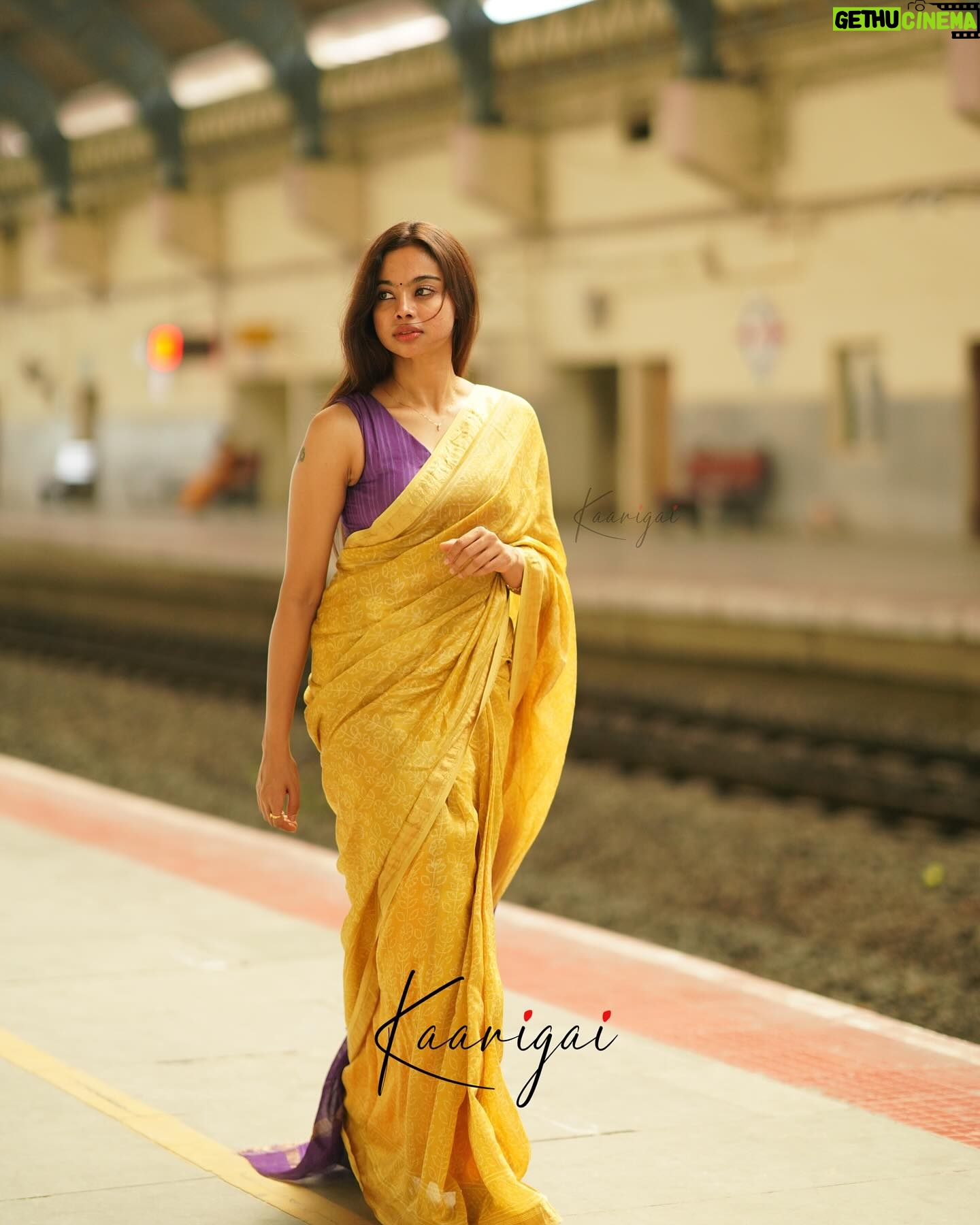 Pooja Shanka - 132.9K Likes - 💜💛
PC - @p2click.in
Saree - @kaarigai.sarees