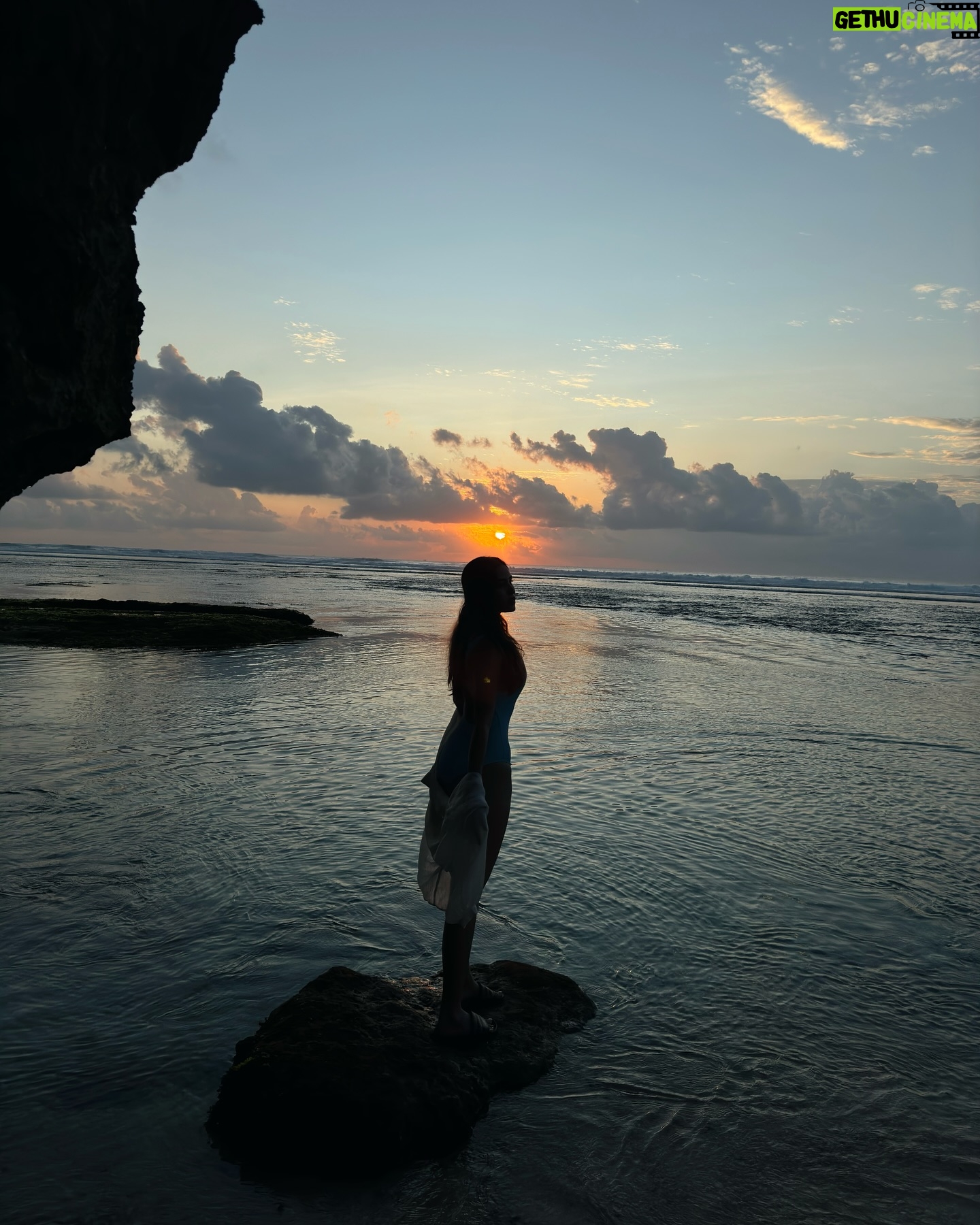 Priyanka Arya - 17.6K Likes - Sharing Stories while walking on the šļø?
Bali | bali travel | travel influencer | travel and leisure | uluwatu bali | indian influencer