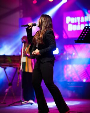 Priyanka Bharali Instagram - Thrilled to have performed at Rongali again. Rongali has evolved into more than just a festival, it’s an emotion. The crowd’s energy was absolutely amazing.

Huge thanks to @shyamkanumahanta da for making Rongali bigger and better each year. Truly grateful!

#rongaligoodvibes #rongaligoodvibes❤️2024 #liveperformance #livemusic #indiansinger #indiansingers #guwahati #assam #northeastindia #northeast #priyankabharali #priyankabharalilive #priyankabharaliofficial #priyankabharalifanclub #viral #viralpost #instagram #instadaily #insta #instalike #instagood #instamood #🫶🤘❤️🧿

Thank you 
@pulak_kalita_photography 
@makeup_artist_nanu 
@nayanjyoti