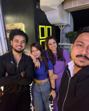 Priyanka Bharali Instagram - Surrounded by love, lifted by support, and bonded by endless laughter🫰🤗🧿

#brothersisterlove #family #fun #happymoments #foreverbond #thankfulgratefulblessed #priyankabharali #priyankabharaliofficial #priyankabharalifanclub #newpost #instagood #instalike #instagram #insta #instalove #instafun #🤗🫂🧿