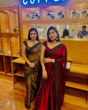 Priyanka Chaurasia Instagram - #saree#sareelove#fashion#sareefashion#sarees#indianwear#trending#like#share#follow#viral#viralpost#beautiful#cute#friends#friendship#friendshipgoals#india#silk#bollywood#photooftheday#instaphoto#instagram#instagood#instalike#insta#loveyourself#lovequotes