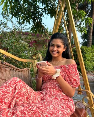 Priyanka Sanam Instagram - This is making me alive ll #priyankasanam 

#insta #instalike #instagram #love #selflove #selfcare #instafashion #vacation