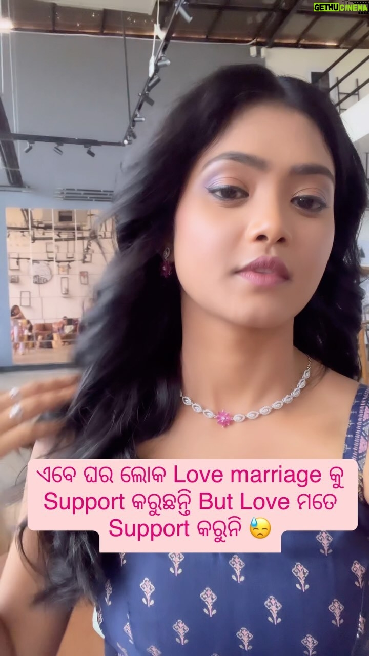 Priyanka Sanam - 28K Likes -
