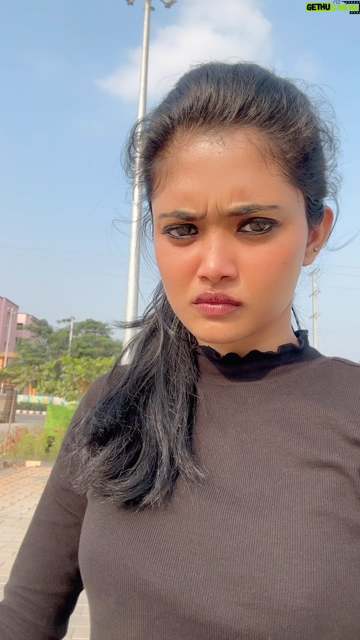 Priyanka Sanam - 147.2K Likes - Gariba pila te boliki 😩😩ll #priyankasanam
#odisha #odia #reelsindia #odiareels #trendingreels #odiasong #reels #trend #expression #odiamuser #odiatrending
