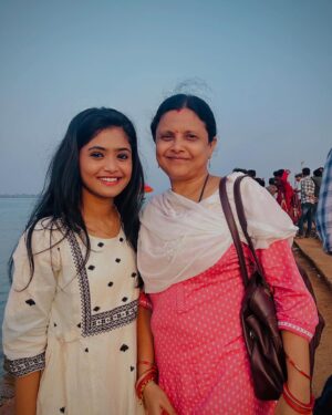 Priyanka Sanam Instagram - 😘❤️😍 #priyankasanam 

#maa #mother #maalove♥️