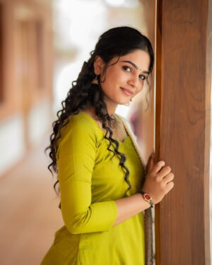 RK Dhanusha Instagram - 🤍🕊️

📸 @jascaptures_ ✨

👗 @rkdstich4 🥹