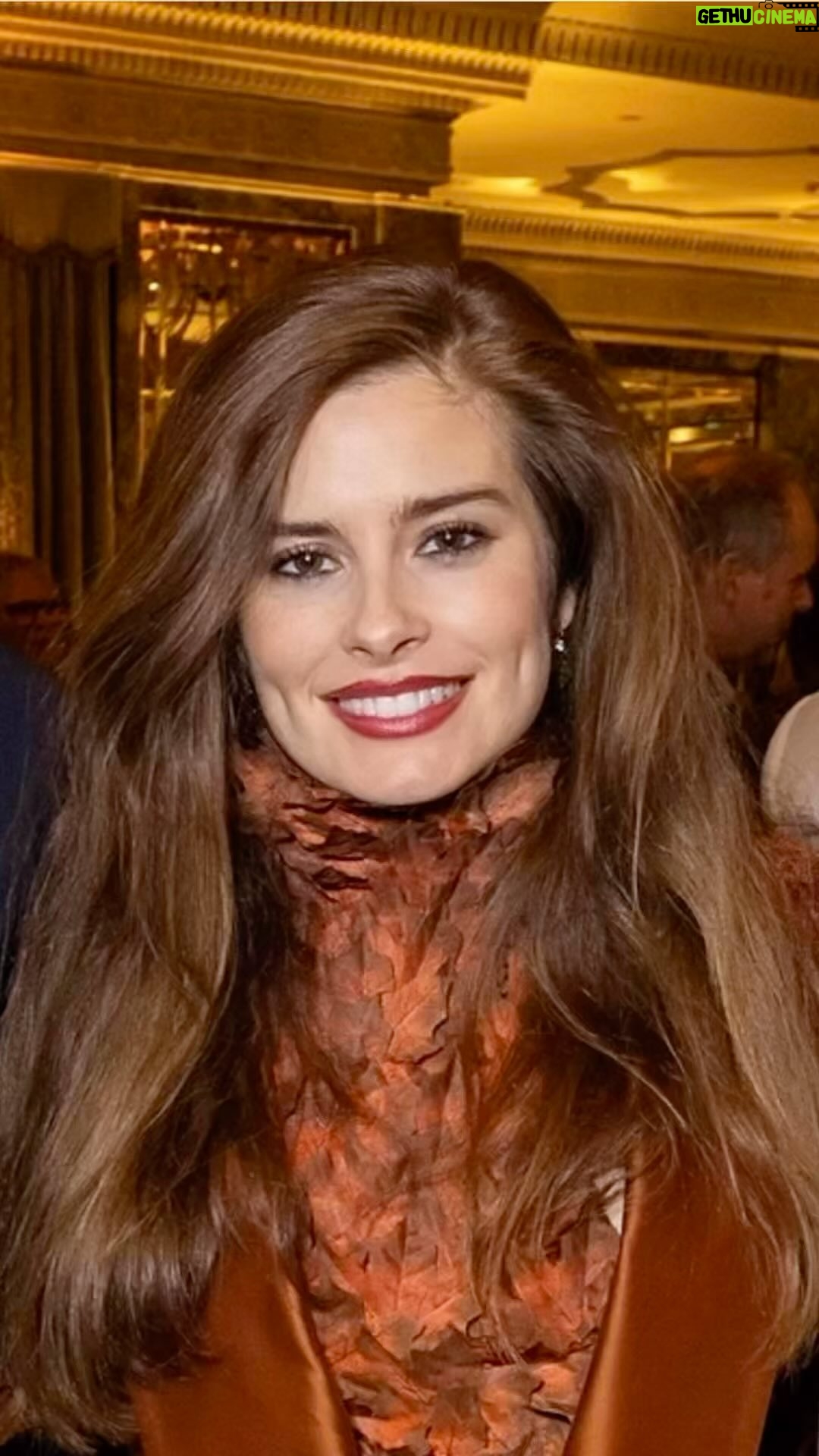 Rachel Shenton - 5.1K Likes - 🍂🍁🎃💃🏻🪩🤎🧡
