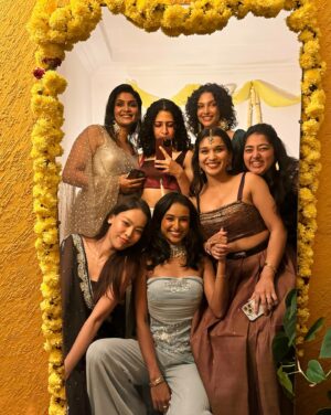 Rida Tharana Instagram - @the.rebel.kid convinced me to throw a Diwali party, and I finally did it! 🥹✨ Had all my favorite people around, bringing in their best vibes, and I can’t even describe how happy it made me feel. We filled the house with laughter, music, delicious food, and of course, tons of sparkle. From dancing in the living room to sharing stories over sweets, it was a night filled with warmth and joy. It felt like Diwali in every sense—full of light, love, and amazing company! 💖🪔
Wearing : @leaclothingco 

#DiwaliHouseParty #FestiveFeels #GoodVibesOnly