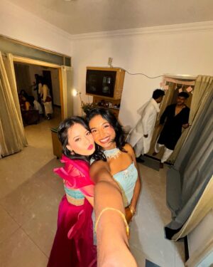 Rida Tharana Instagram - @the.rebel.kid convinced me to throw a Diwali party, and I finally did it! 🥹✨ Had all my favorite people around, bringing in their best vibes, and I can’t even describe how happy it made me feel. We filled the house with laughter, music, delicious food, and of course, tons of sparkle. From dancing in the living room to sharing stories over sweets, it was a night filled with warmth and joy. It felt like Diwali in every sense—full of light, love, and amazing company! 💖🪔
Wearing : @leaclothingco 

#DiwaliHouseParty #FestiveFeels #GoodVibesOnly